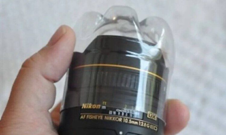 D?ng c? b?o v? máy ?nh t? rác th?i nh?a