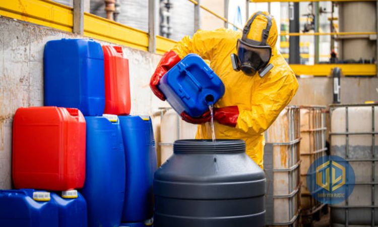 Nh?a epoxy có ??c kh?ng?