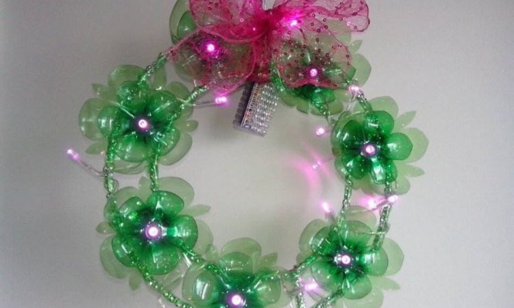 Tái ch? rác th?i nh?a thành ?? trang trí nhà c?a