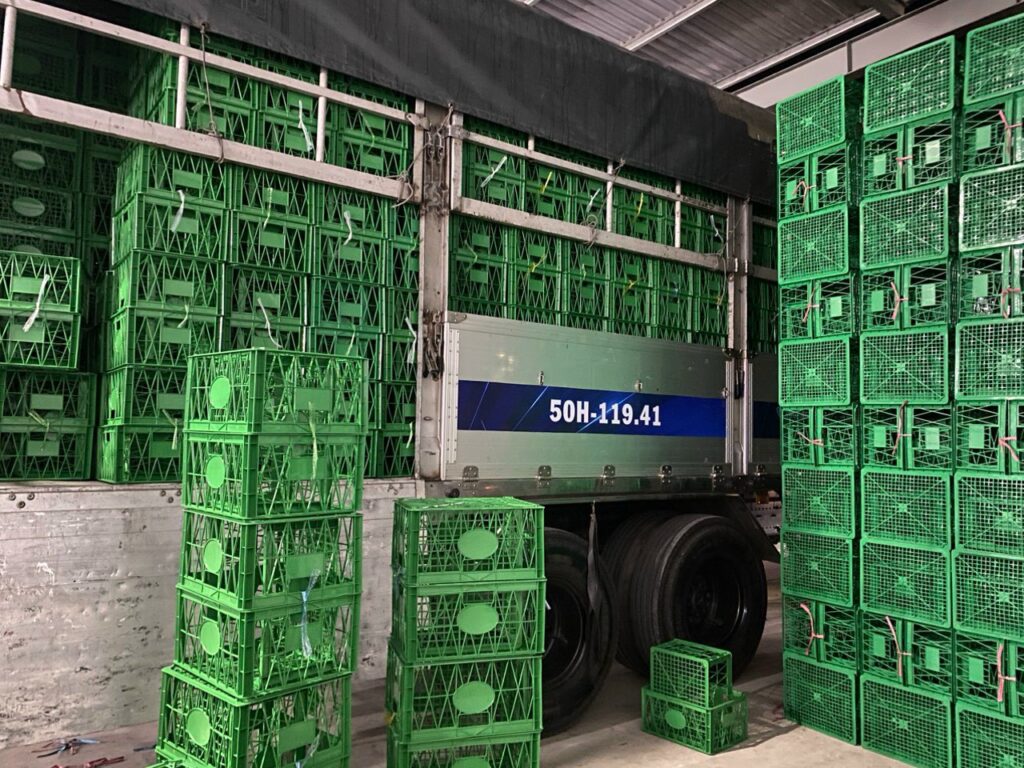 v?n chuy?n sóng s?u riêng ?i mi?n tay