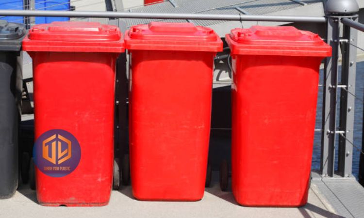 Thùng rác màu ???