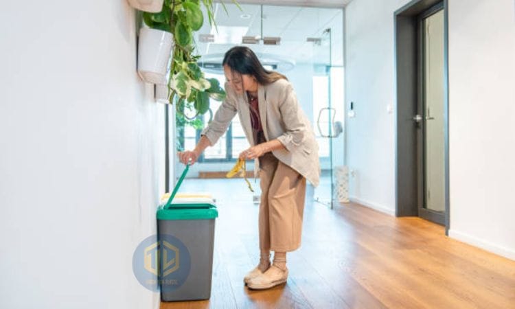 Thùng rác nh?a v?n phòng