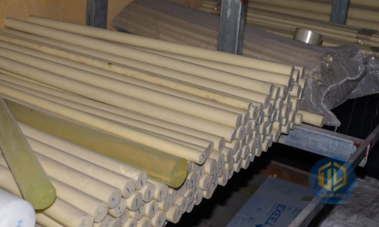 T?i sao nh?a PA ???c s? d?ng r?ng r?i?