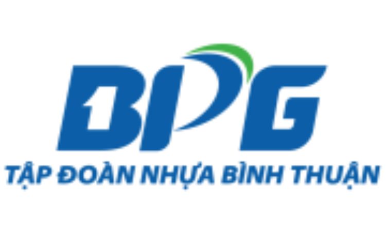 Pallet nh?a Bình Thu?n