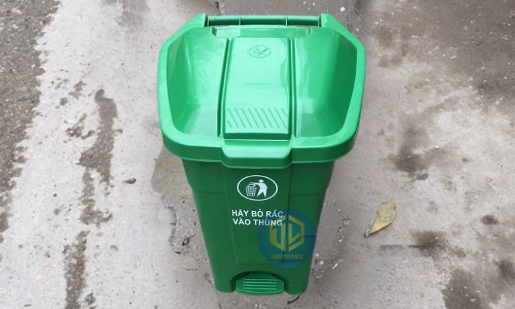 Thùng rác có n?p