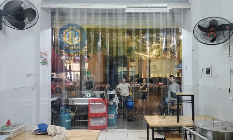 L?p ??t rèm ?i?u hòa