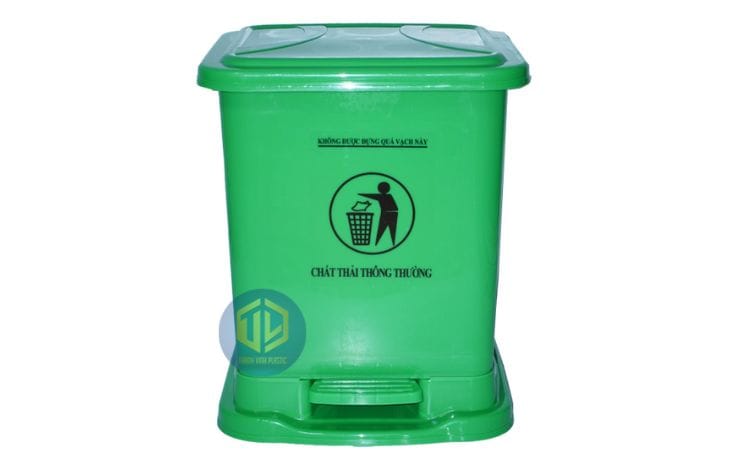 Thùng rác y t? màu xanh