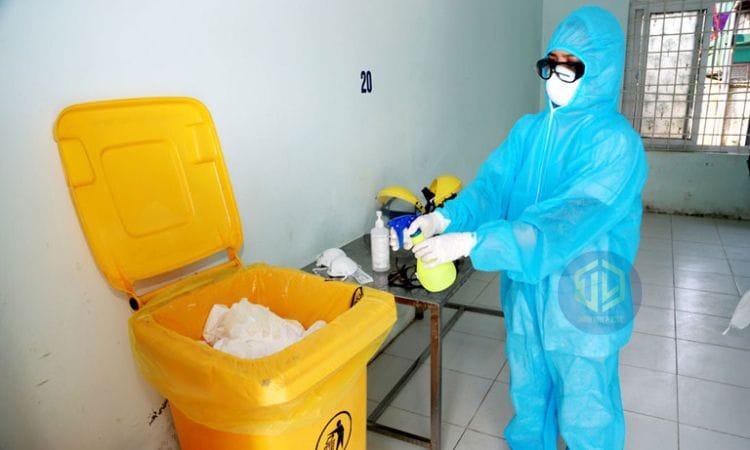 Phan lo?i rác th?i y t?