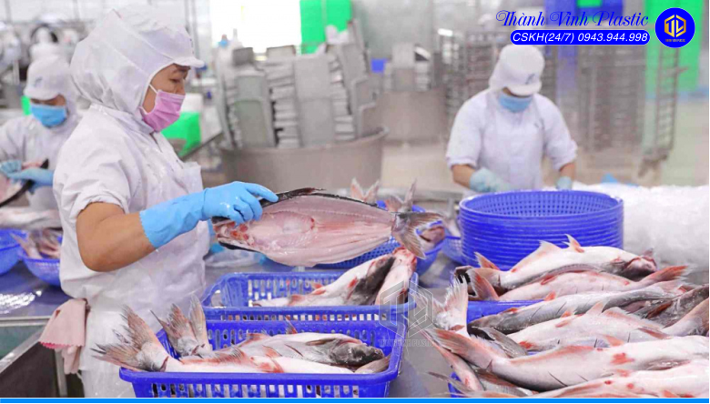 Ch? bi?n và ??ng l?nh th?y s?n