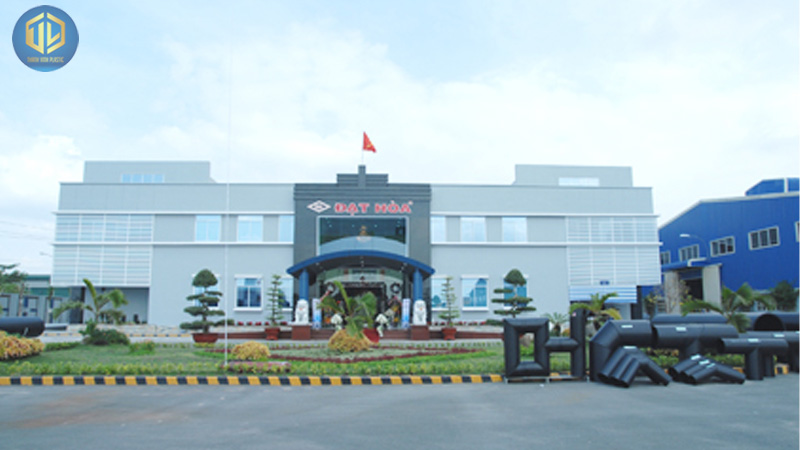 C?ng ty s?n xu?t h?t nh?a