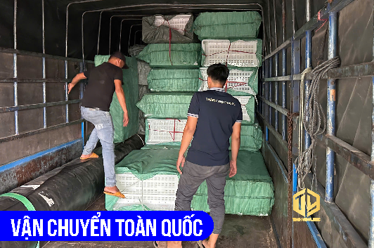 Khay cá thu - v?n chuy?n toàn qu?c